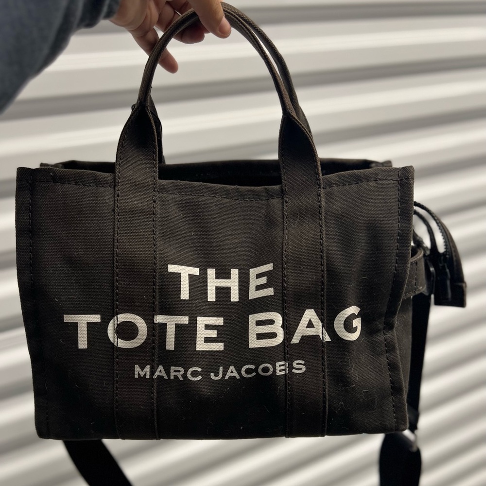 Pretty worn tote bag